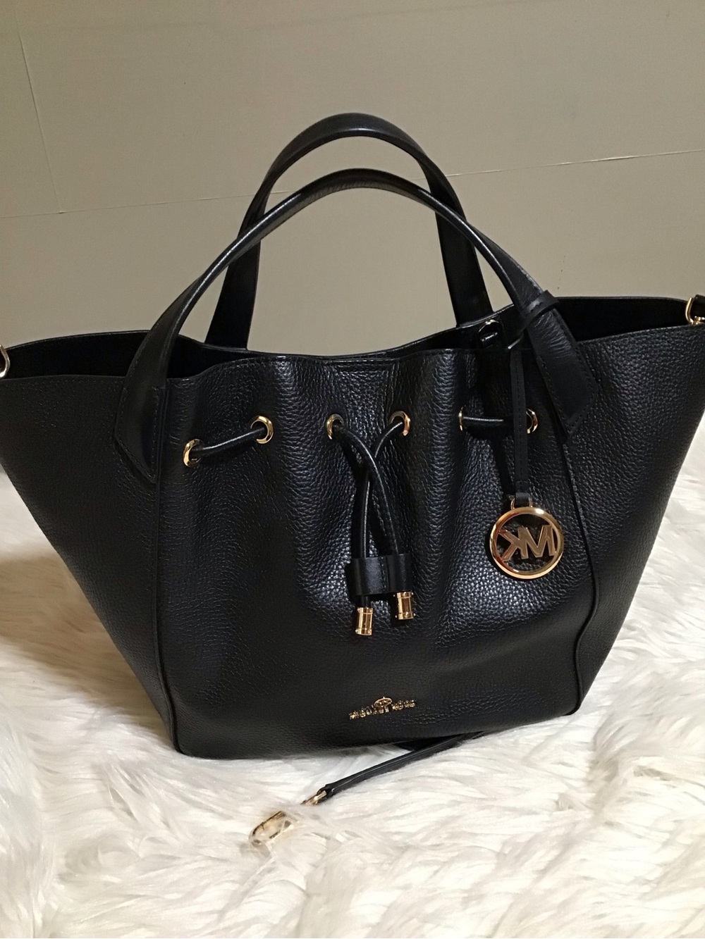 Michael kors pebble leather satchel convertible bucket bag